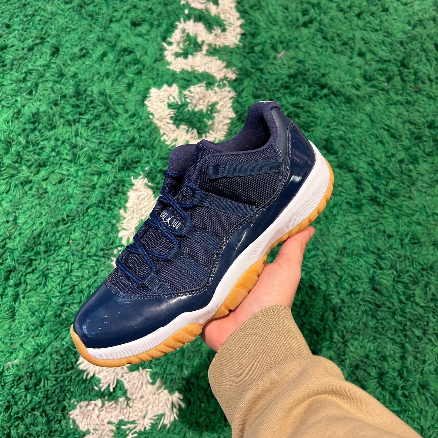 Jordan 11 Low Midnight Navy Size 9.5 (Brand New)