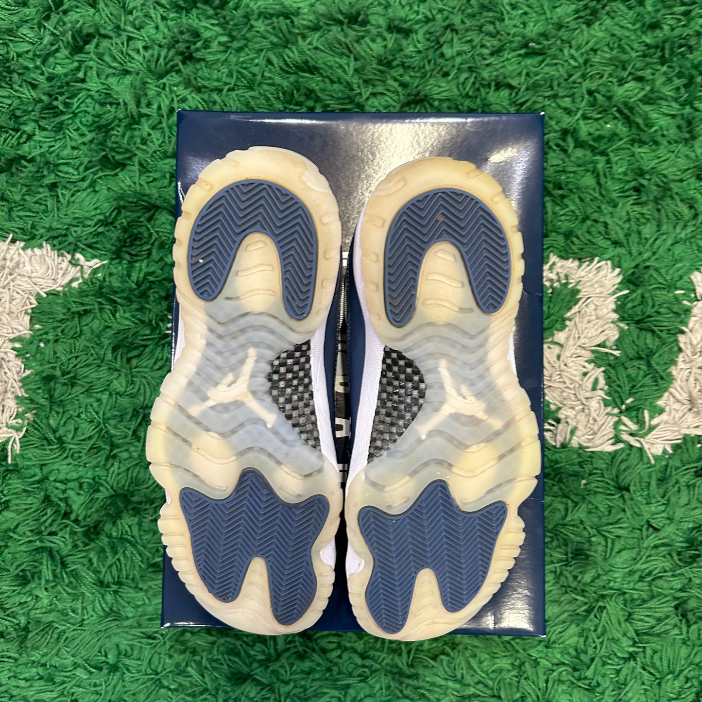 Jordan 11 Low Diffused Blue Size 10 (Worn)