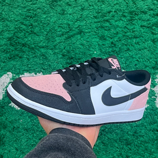 Jordan 1 Low Bleached Coral Size 8 (New)