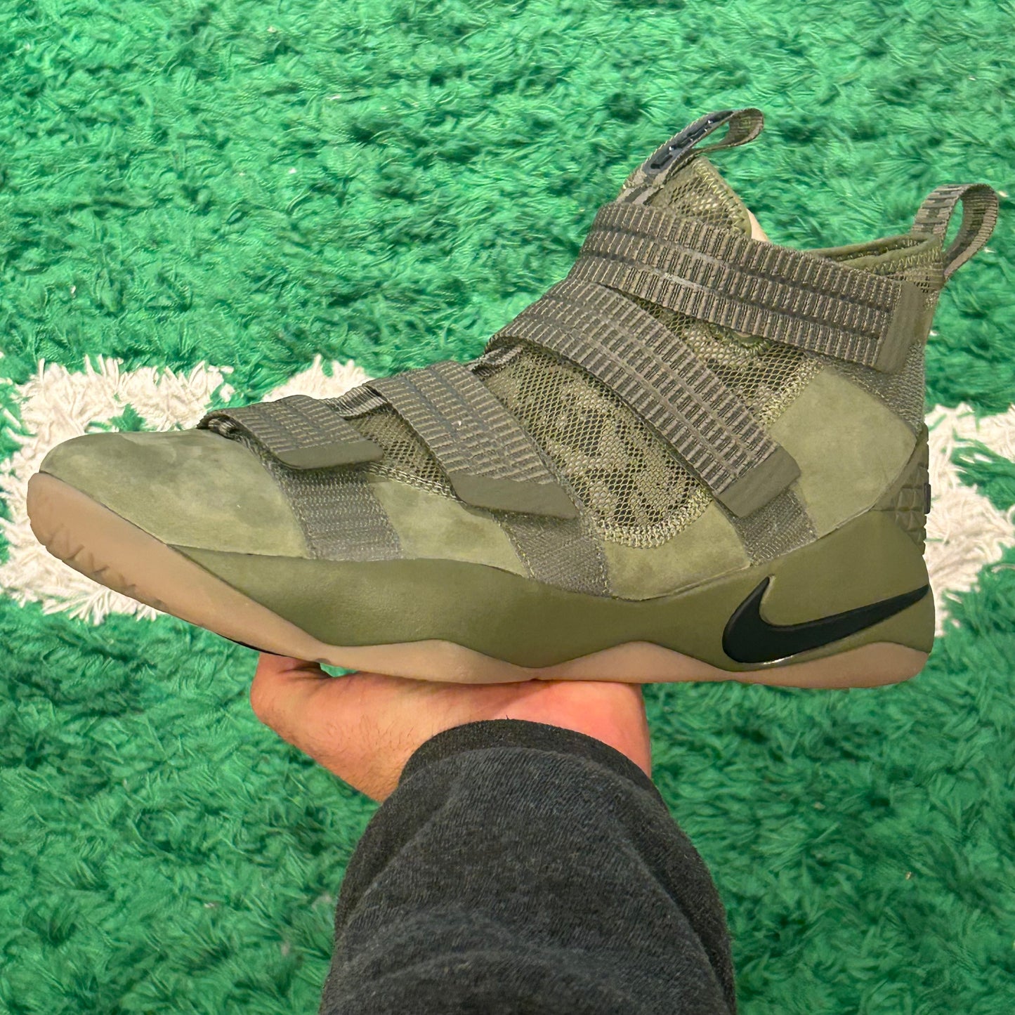 Nike Lebron Zoom Soldier 11 Olive Camo Size 10 (New)