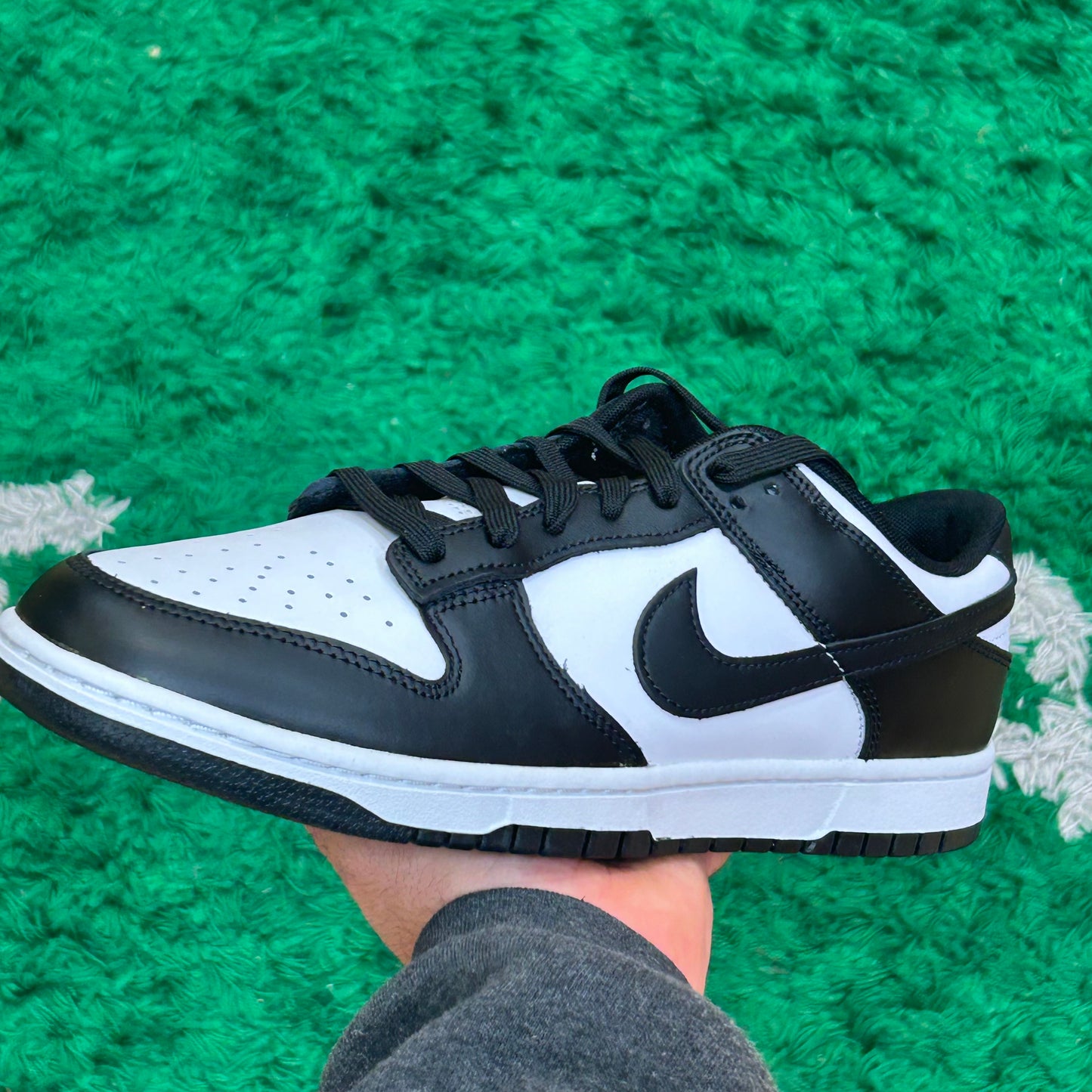 Nike Dunk Low Panda Size 11 (New)