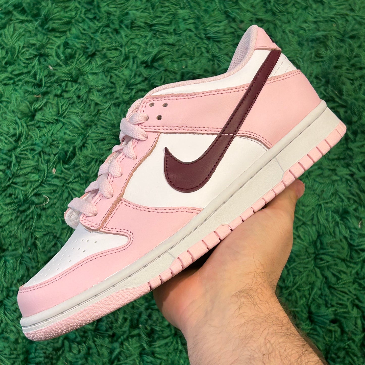 Nike Dunk Low Pink Foam Size 7Y (New)