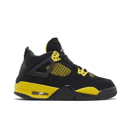 Jordan 4 Thunder 2023 Size 6Y (New)