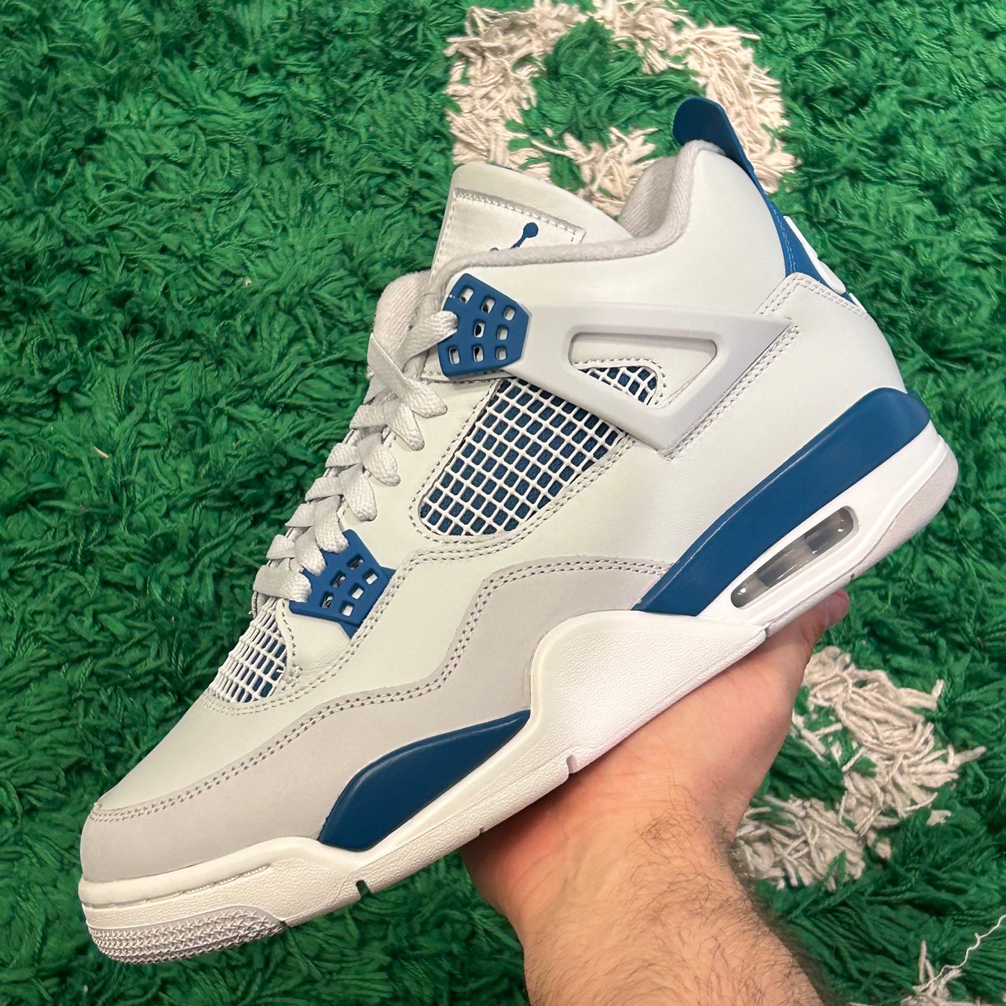 Jordan 4 Military Blue Size 10 (New)