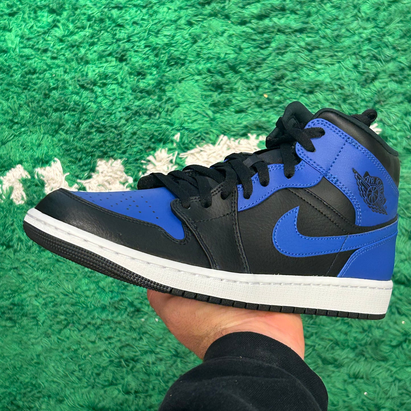 Jordan 1 Mid Hyper Royal Size 10 (New)