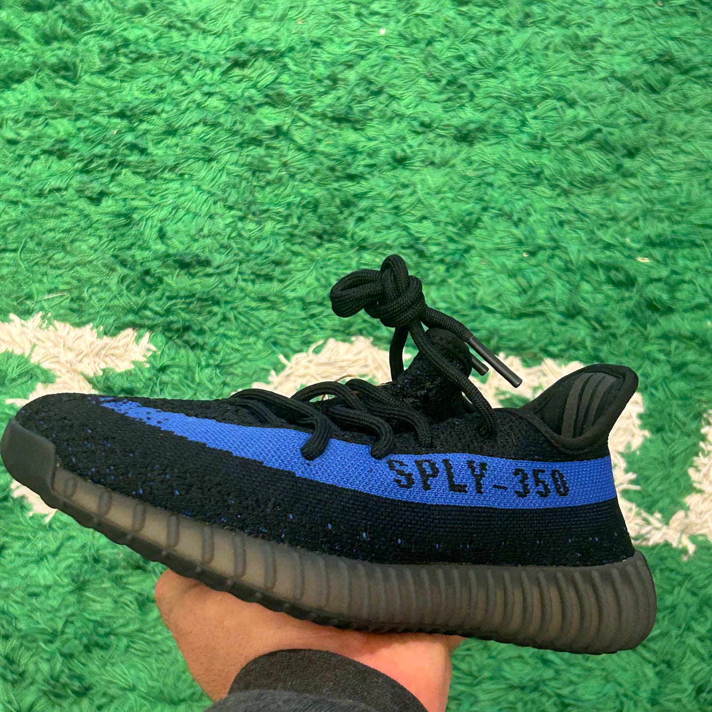 Yeezy 350 Dazzling Blue Size 6 (New)