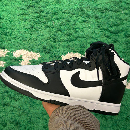 Nike Dunk High Panda Size 11 (New)