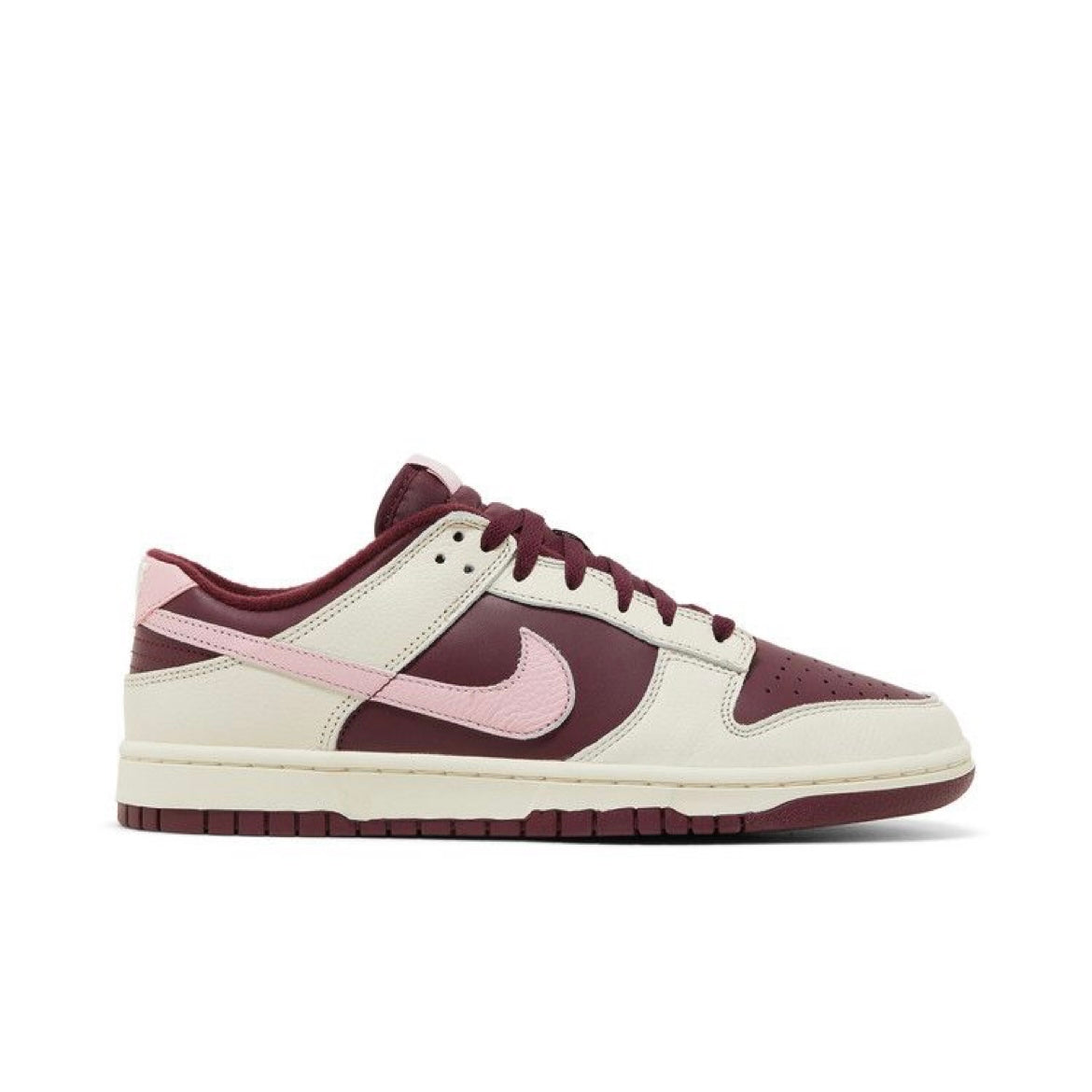 Nike Dunk Low Valentines Day 2023 Size 4.5Y (New)