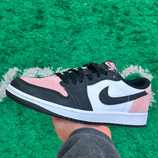 Jordan 1 Low Bleached Coral Size 11 (New)